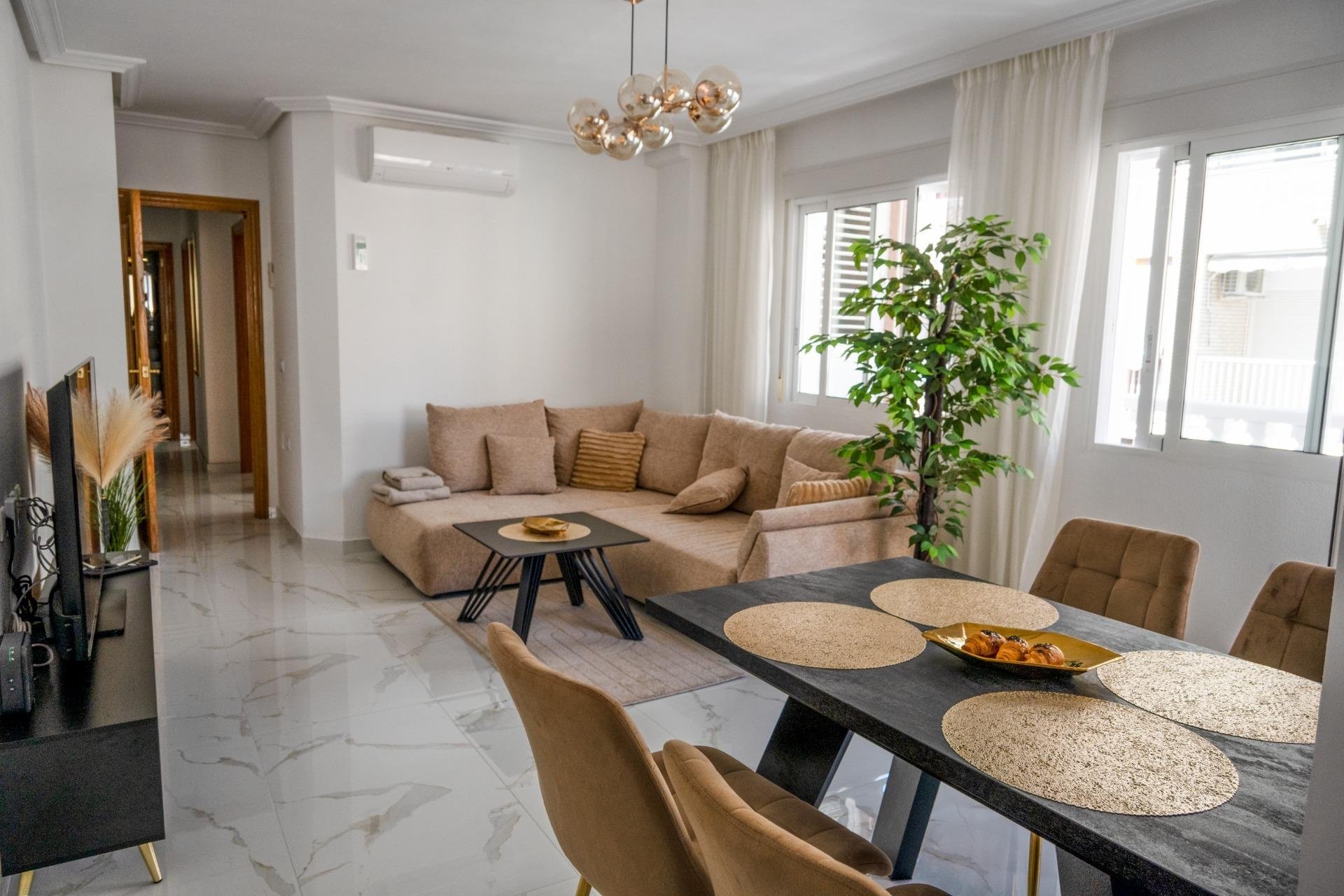 Reventa - Apartamento -
Torrevieja - Playa del Cura