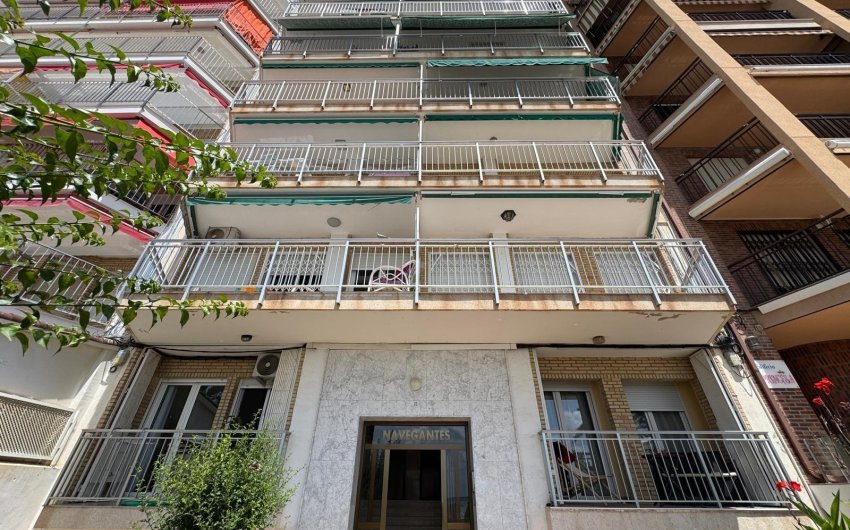 Reventa - Apartamento -
Torrevieja - Playa del Cura