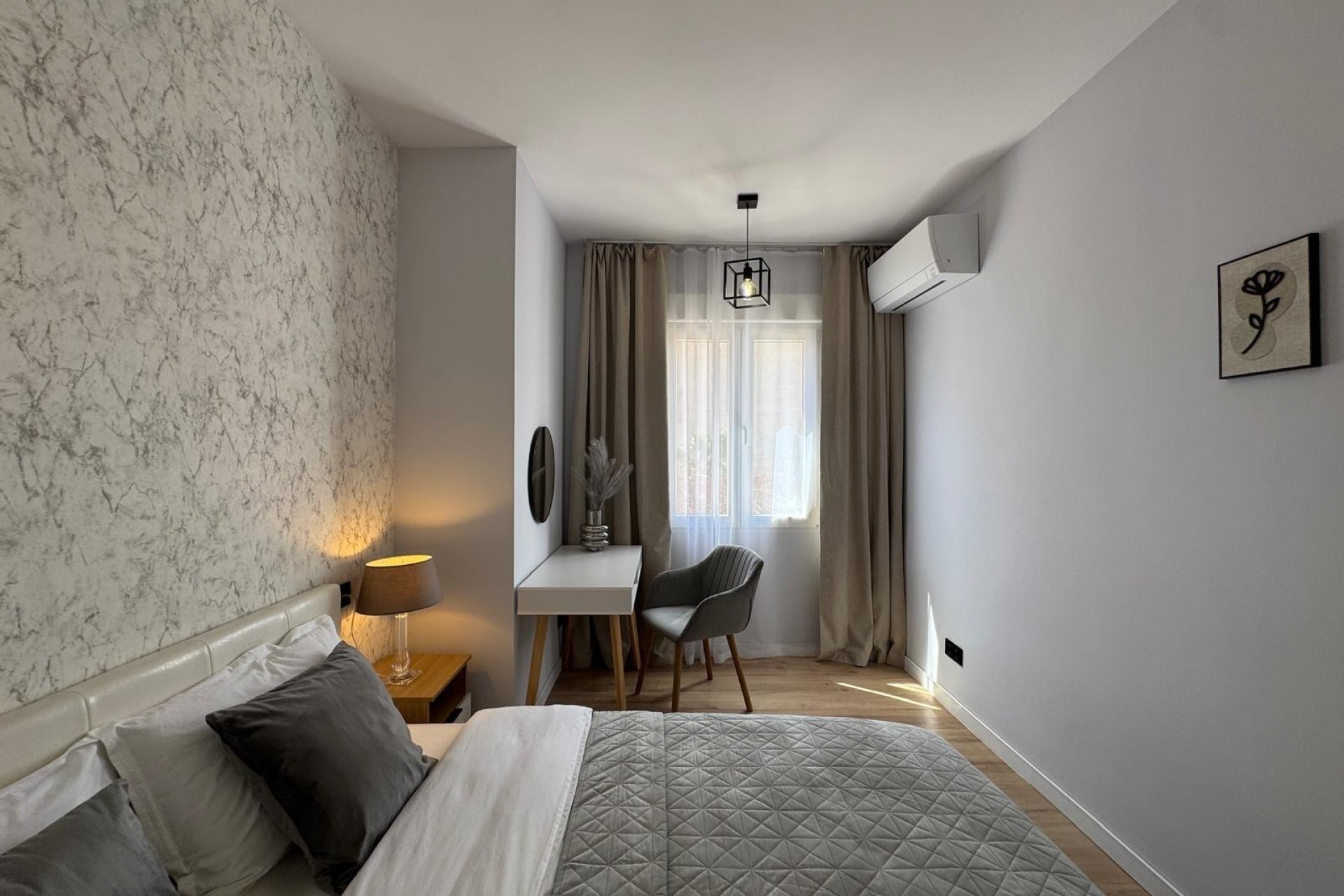 Reventa - Apartamento -
Torrevieja - Playa del Cura