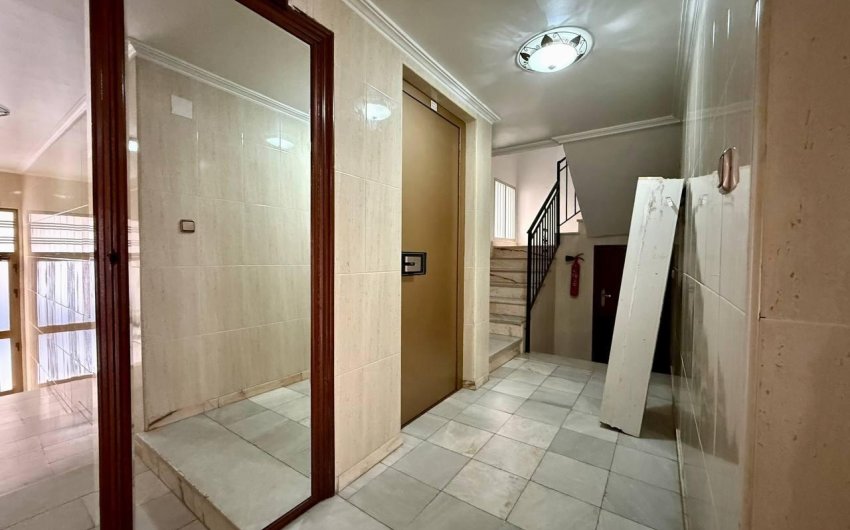 Reventa - Apartamento -
Torrevieja - Playa del Cura