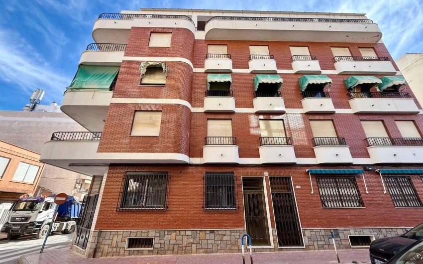 Reventa - Apartamento -
Torrevieja - Playa del Cura