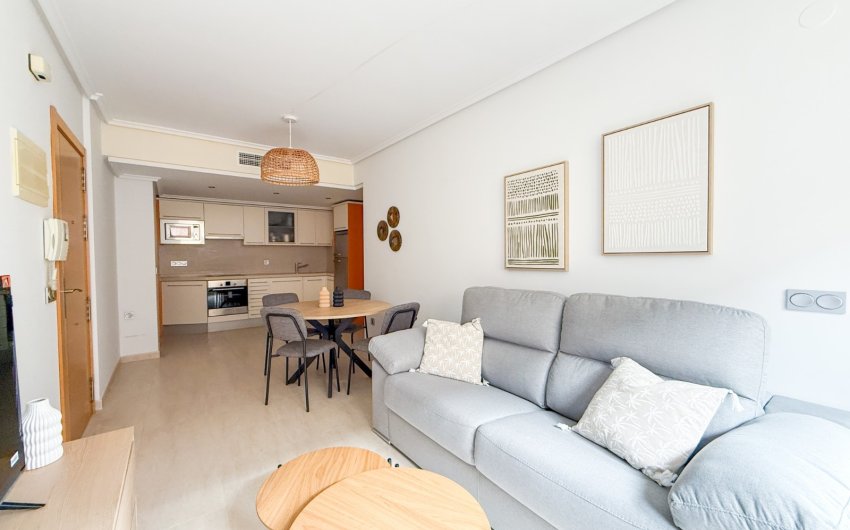 Reventa - Apartment -
Aguilas - La Colonia