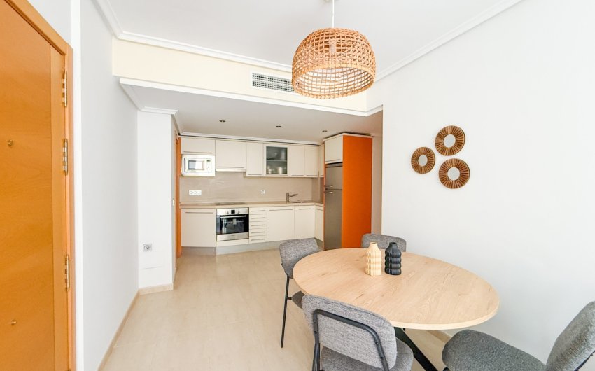 Reventa - Apartment -
Aguilas - La Colonia