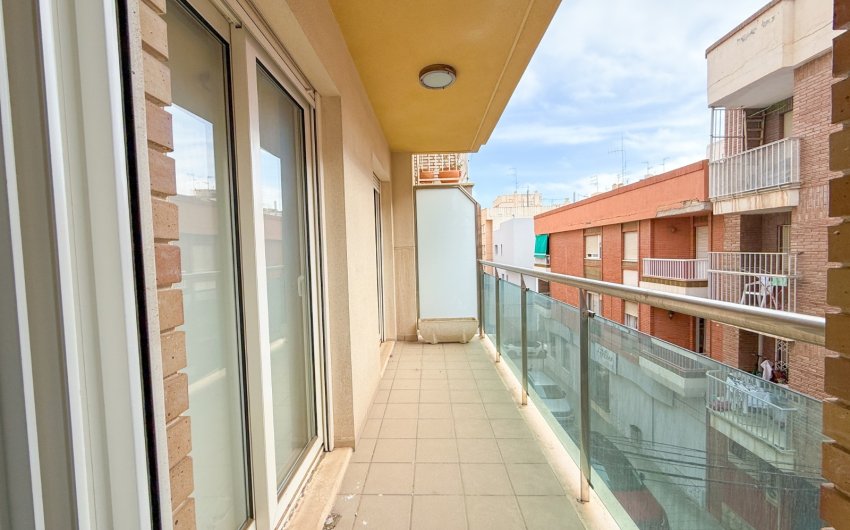 Reventa - Apartment -
Aguilas - La Colonia