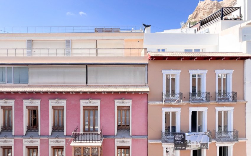 Reventa - Apartment -
Alicante - Center