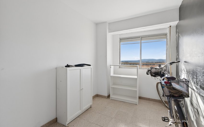 Reventa - Apartment -
Alicante - Center