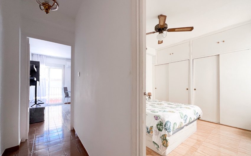 Reventa - Apartment -
Alicante - Center