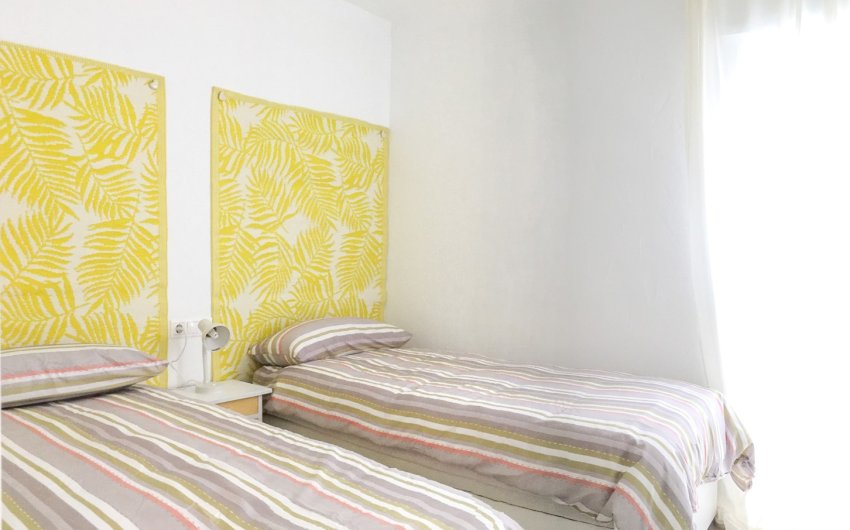 Reventa - Apartment -
Alicante - Mercado