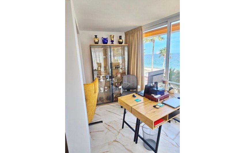 Reventa - Apartment -
Altea