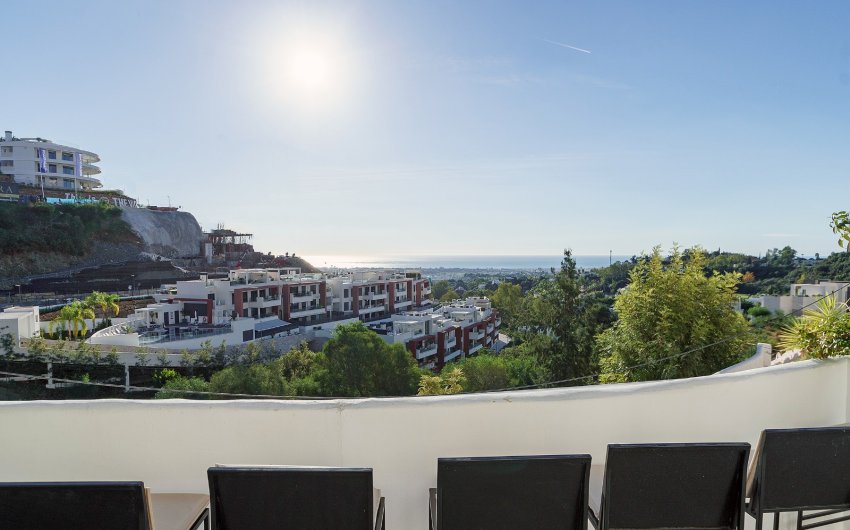 Reventa - Apartment -
Benahavis - La Quinta