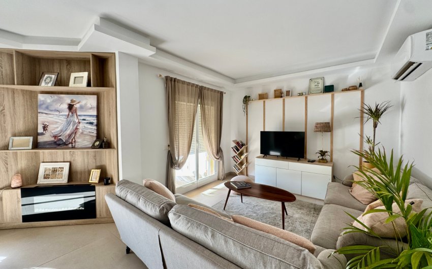Reventa - Apartment -
Benahavis - La Quinta