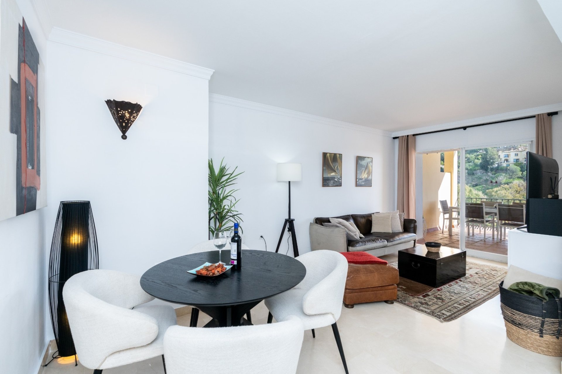 Reventa - Apartment -
Benahavis - La Quinta