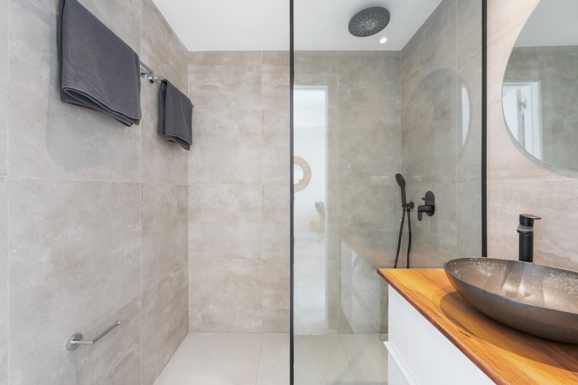 Reventa - Apartment -
Benahavis - La Quinta