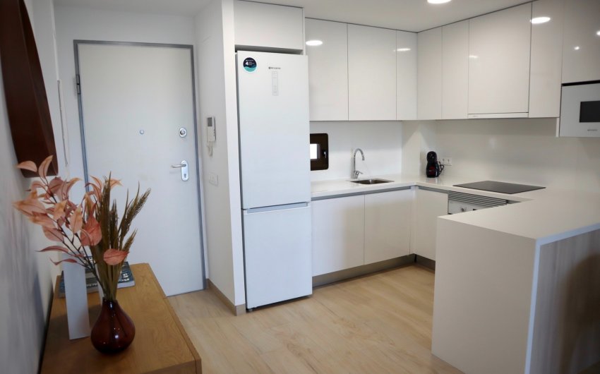 Reventa - Apartment -
Finestrat