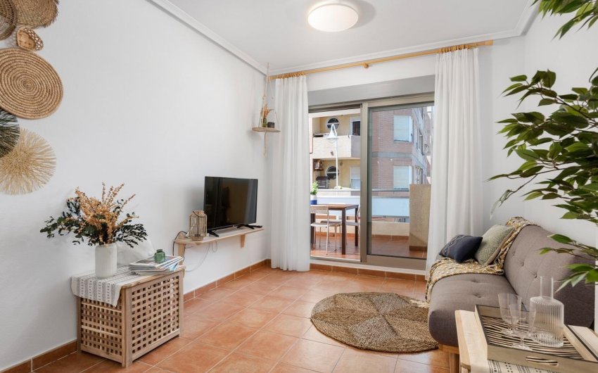 Reventa - Apartment -
Guardamar del Segura - Pueblo