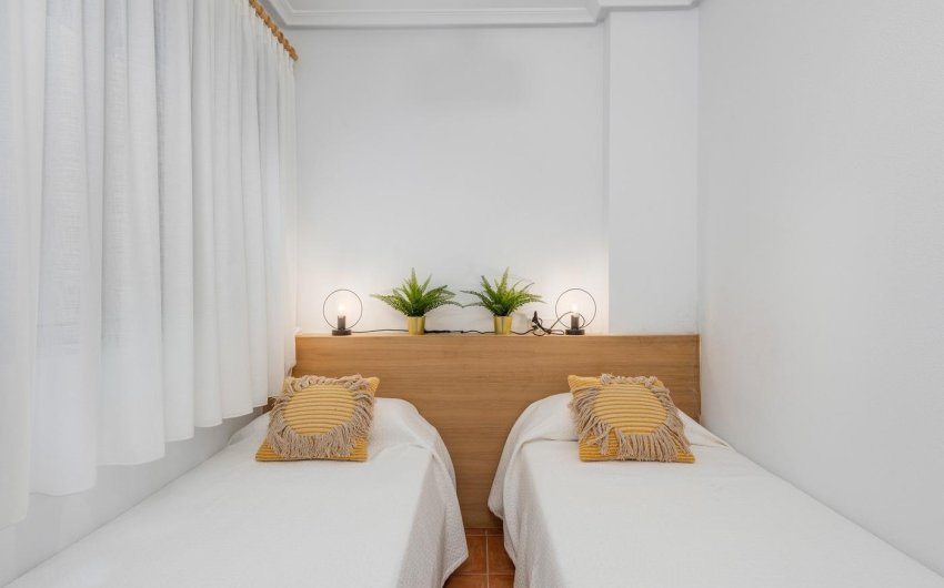 Reventa - Apartment -
Guardamar del Segura - Pueblo