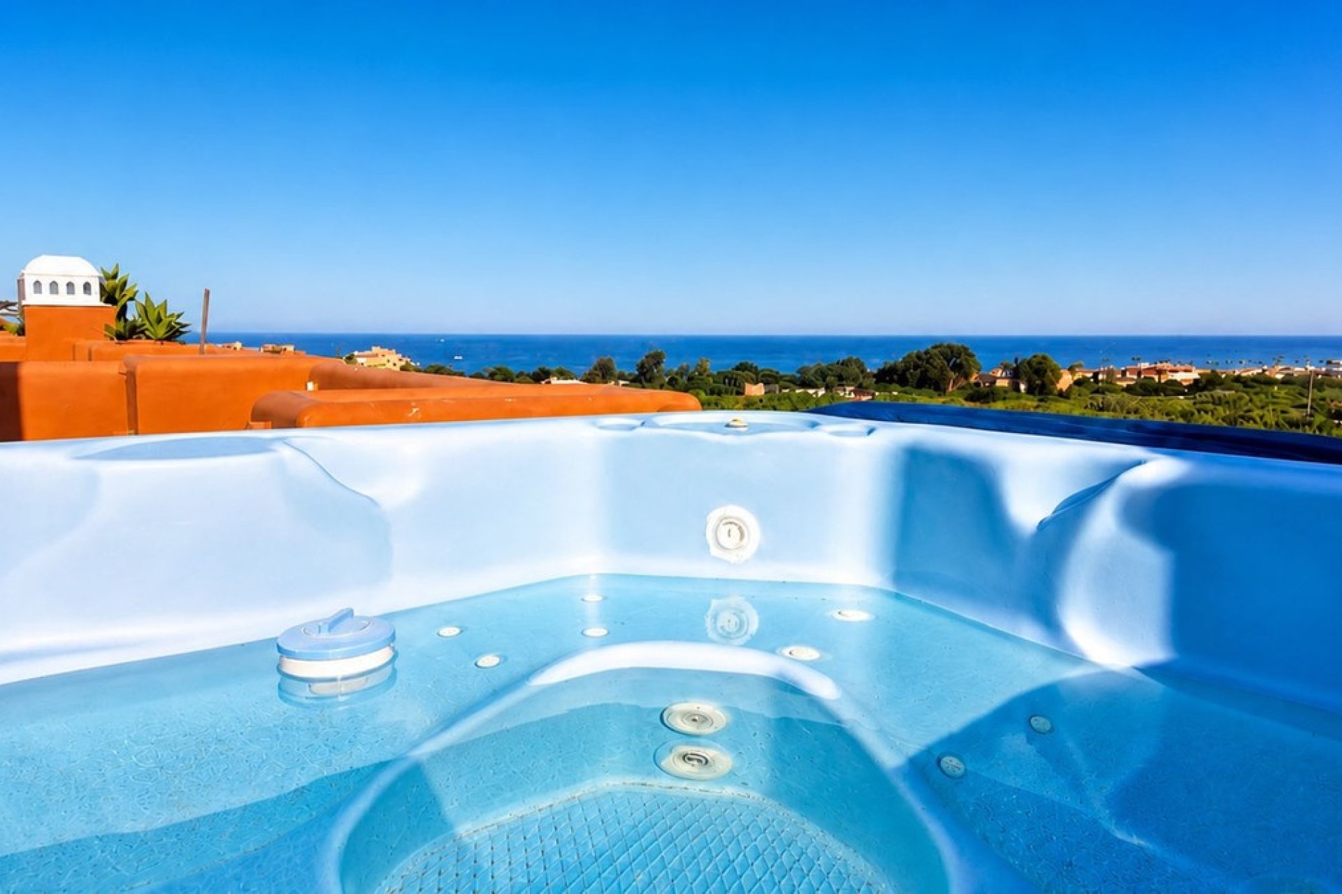 Reventa - Apartment -
La Duquesa - Costa del Sol