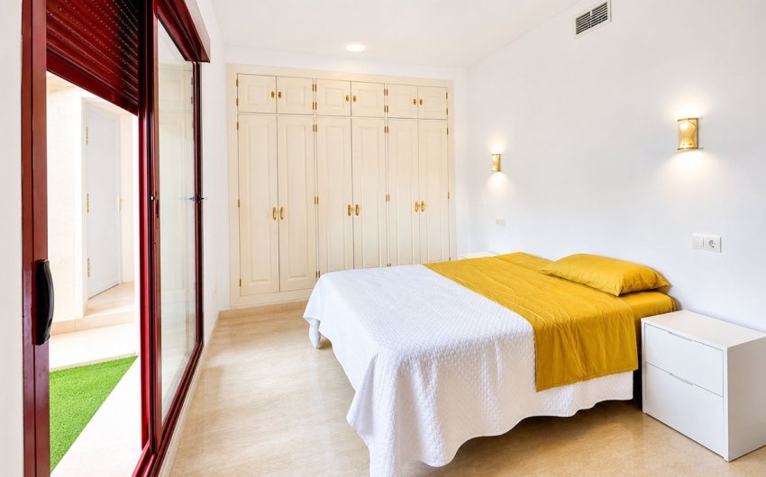 Reventa - Apartment -
La Duquesa - Costa del Sol