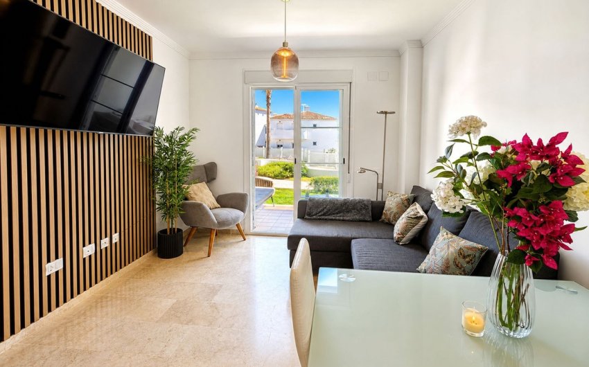 Reventa - Apartment -
La Duquesa - Costa del Sol