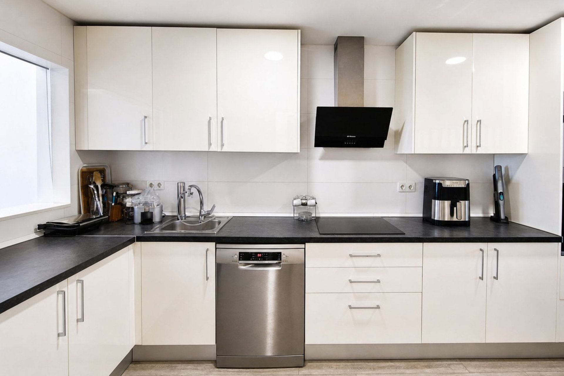 Reventa - Apartment -
La Duquesa - Costa del Sol