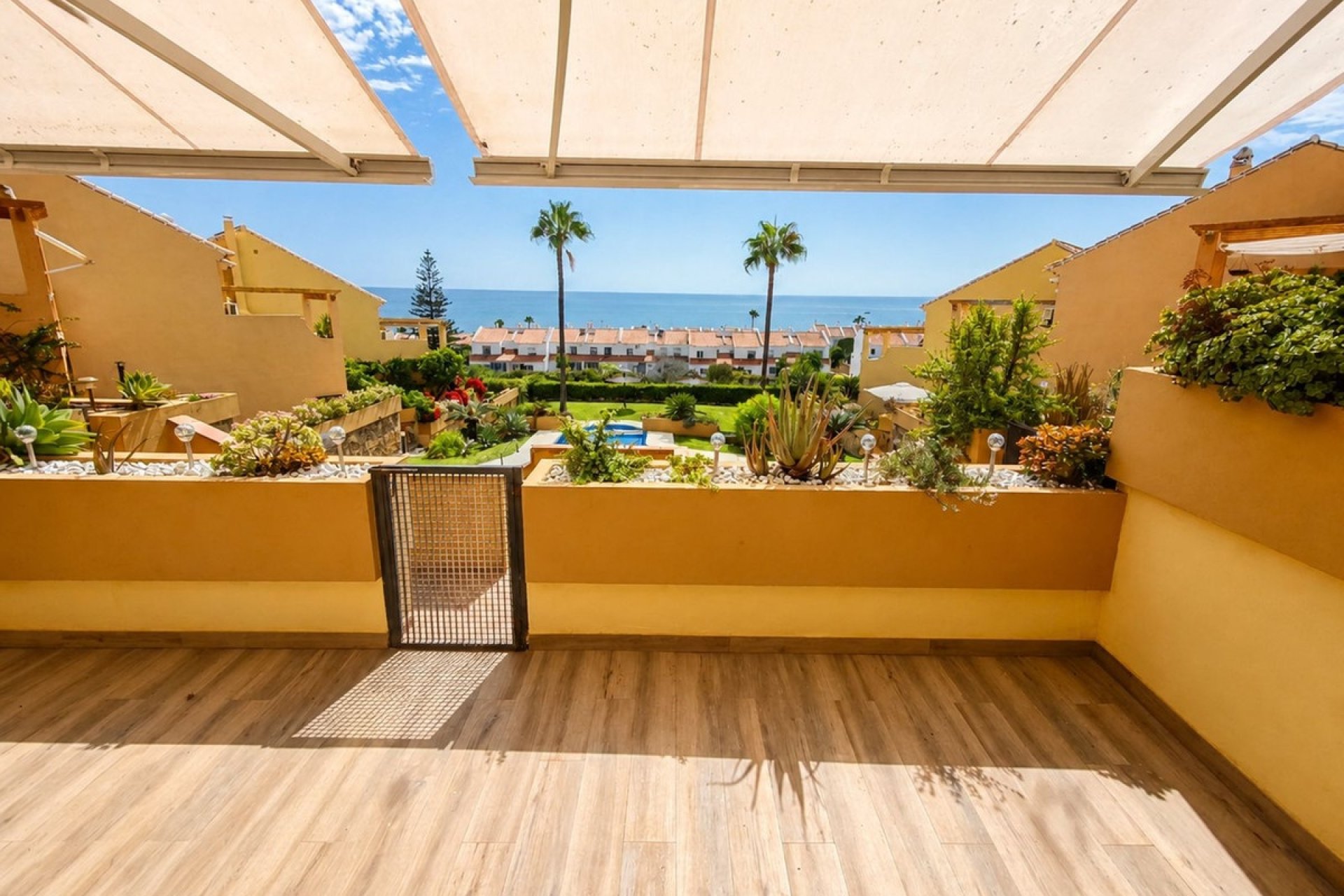 Reventa - Apartment -
La Duquesa - Costa del Sol