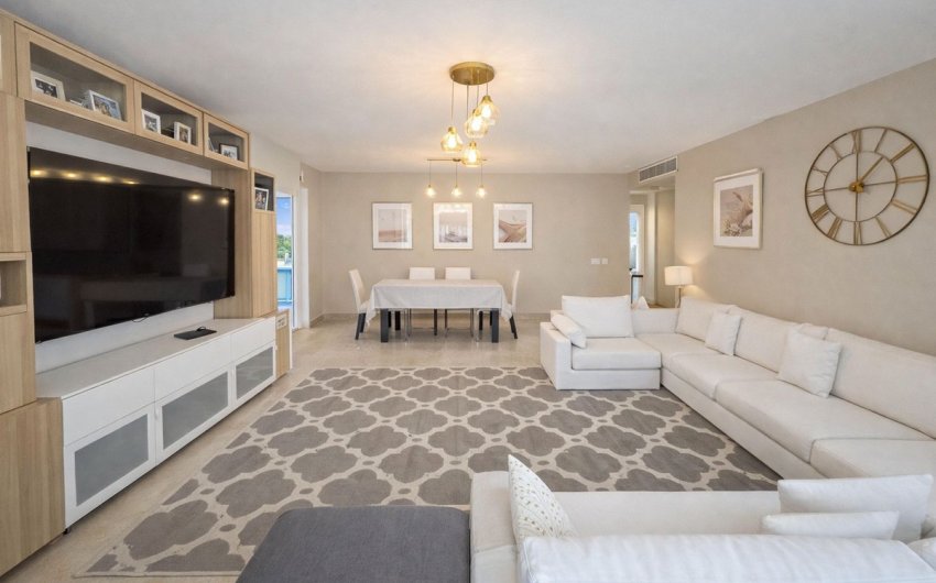 Reventa - Apartment -
La Duquesa - Costa del Sol