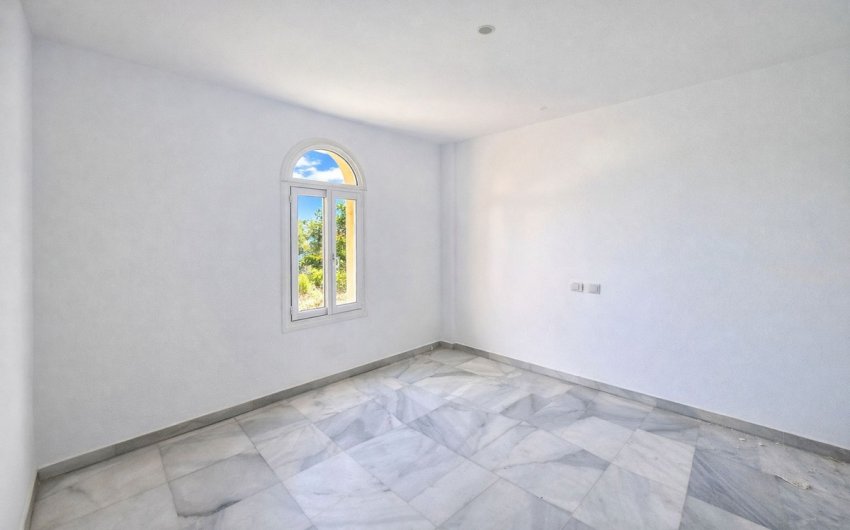 Reventa - Apartment -
La Duquesa - Costa del Sol
