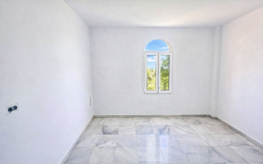 Reventa - Apartment -
La Duquesa - Costa del Sol