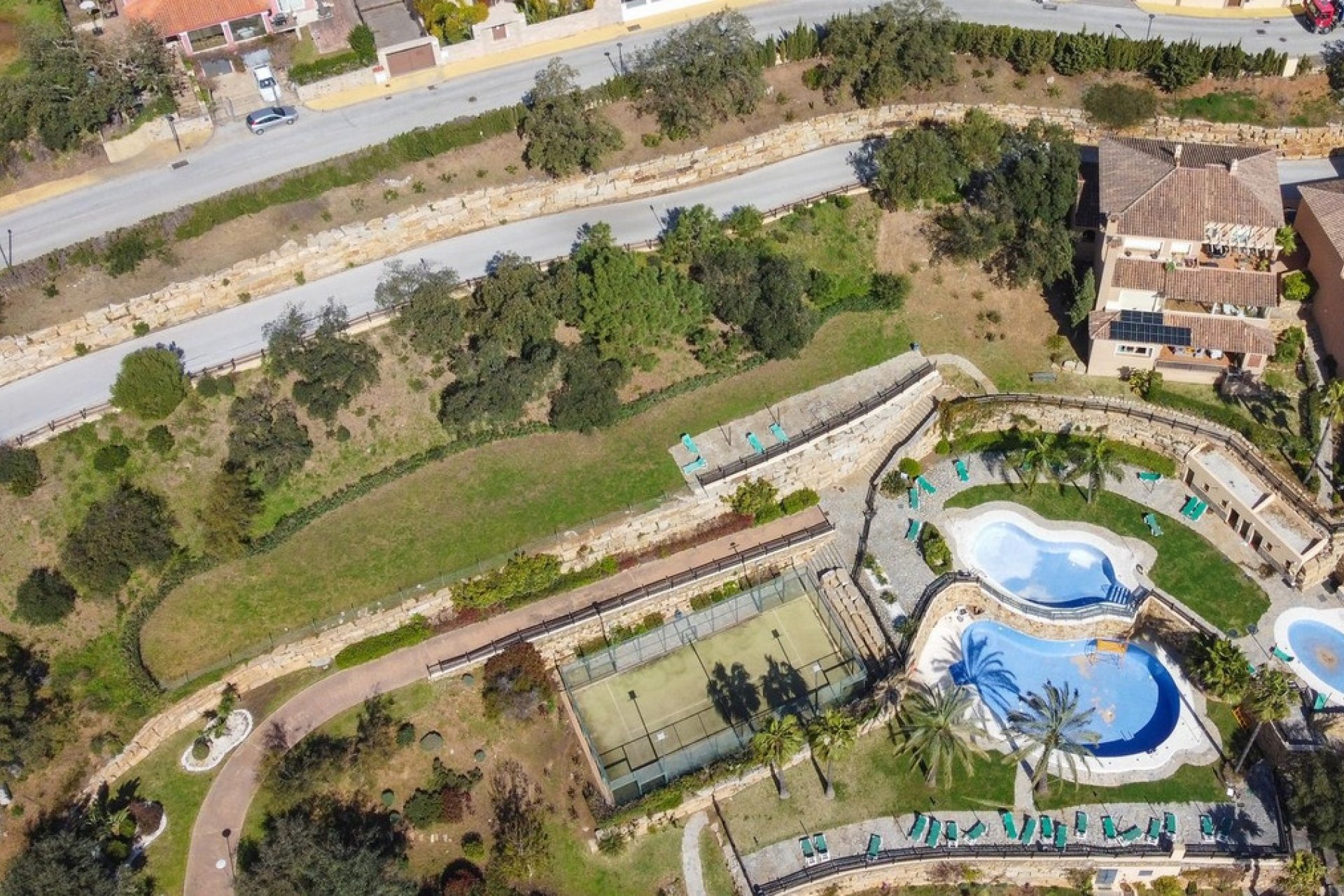 Reventa - Apartment -
La Mairena - Inland