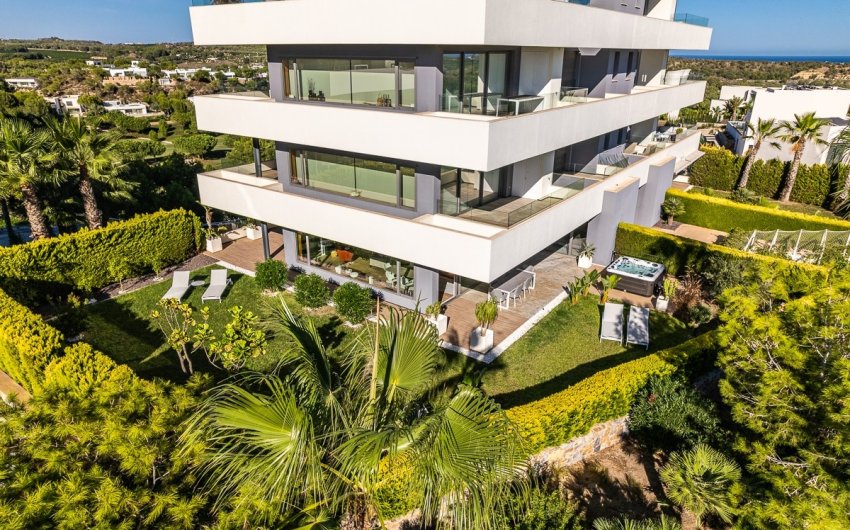Reventa - Apartment -
Las Colinas Golf - Costa Blanca