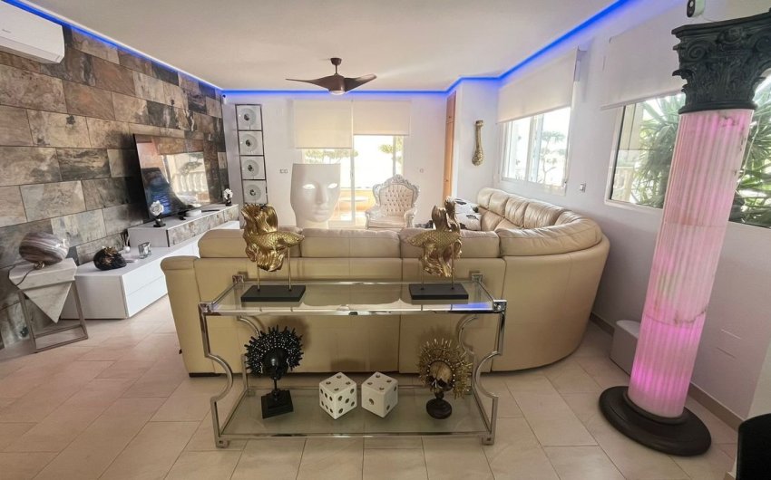Reventa - Apartment -
Los Dolses - Inland