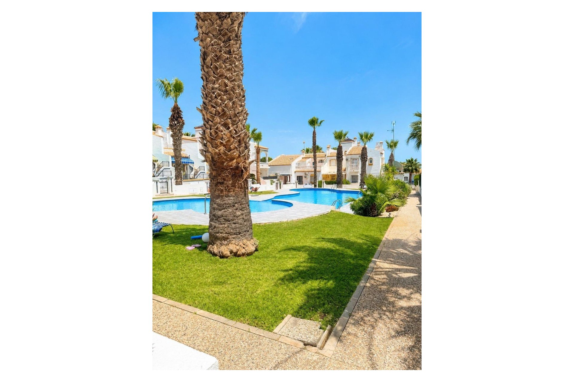 Reventa - Apartment -
Los Dolses - Inland