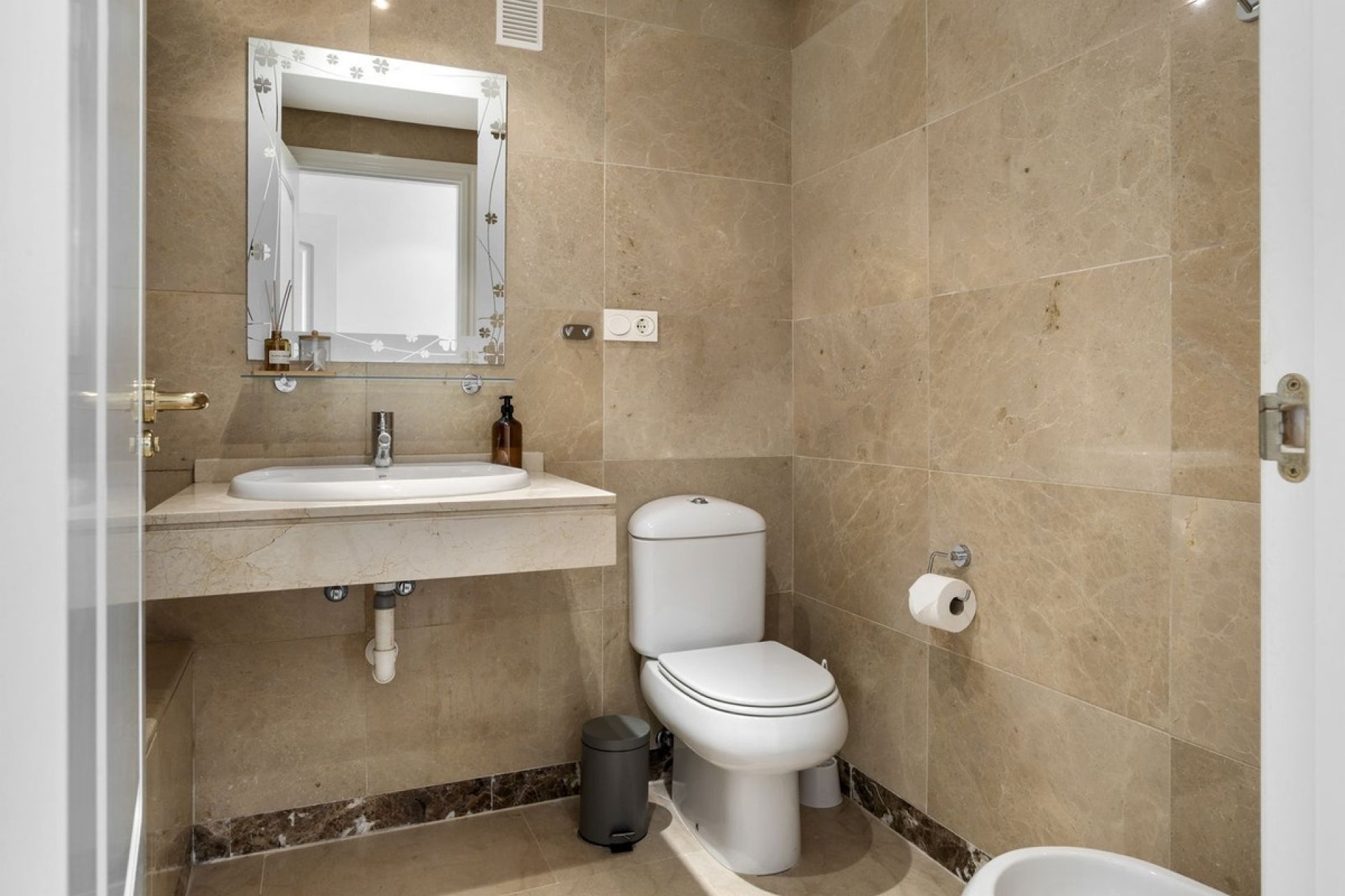 Reventa - Apartment -
Manilva - Inland