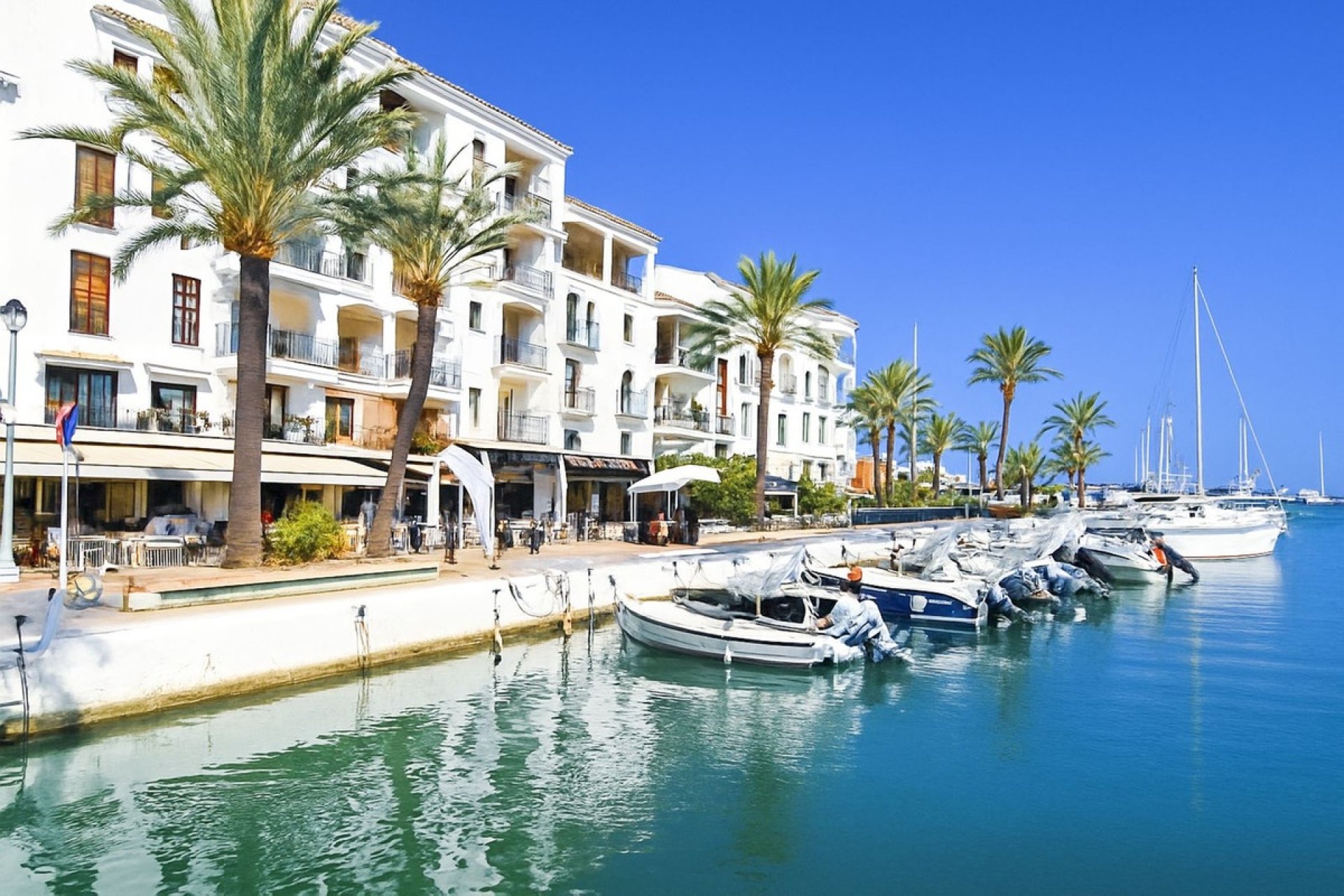 Reventa - Apartment -
Manilva - Inland