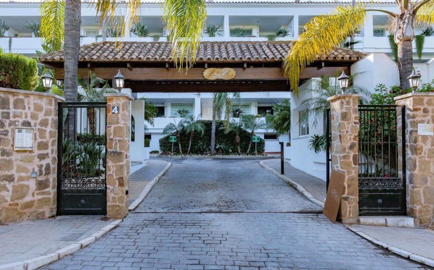 Reventa - Apartment -
Marbella - Los Monteros