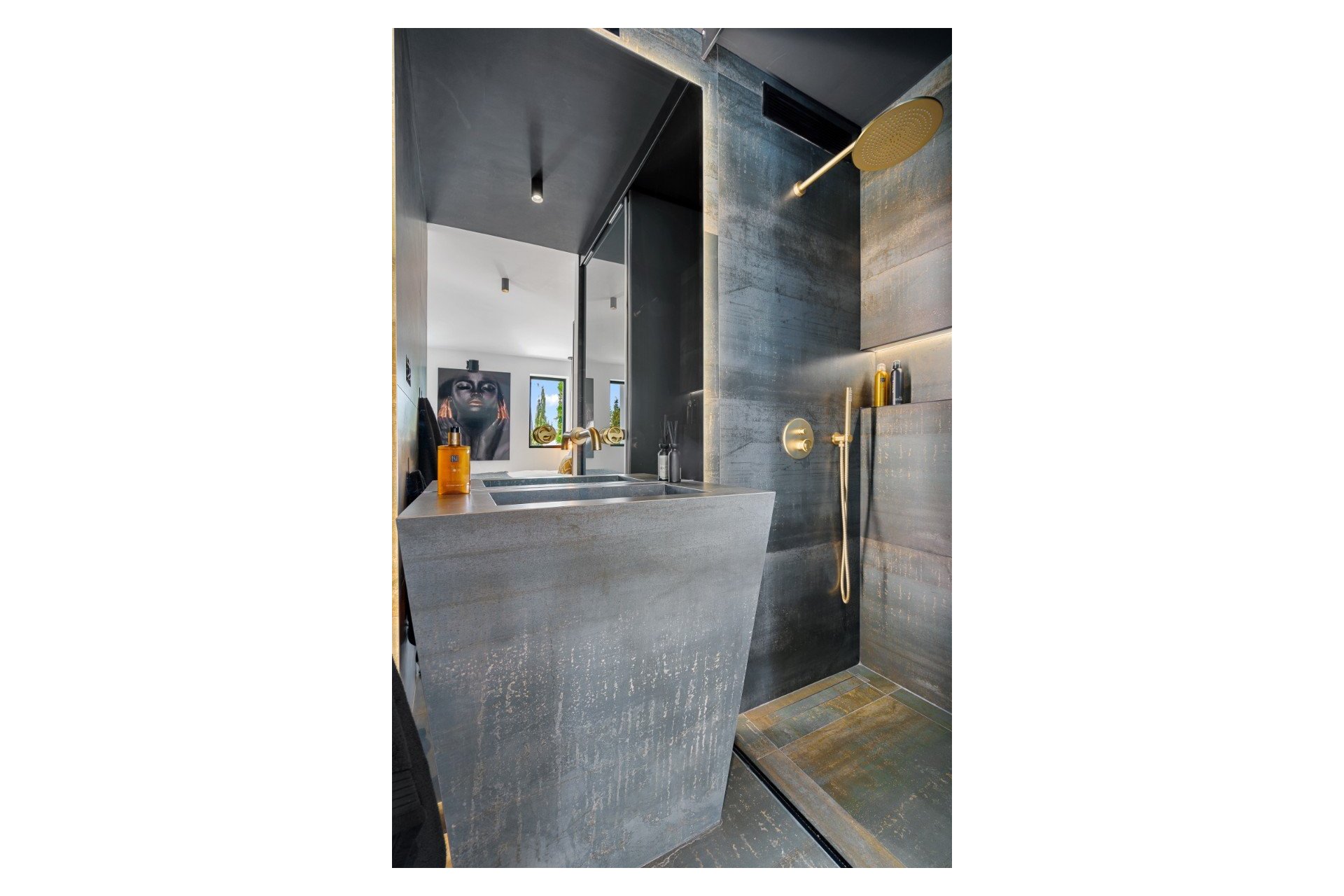 Reventa - Apartment -
Marbella - Nueva Andalucía