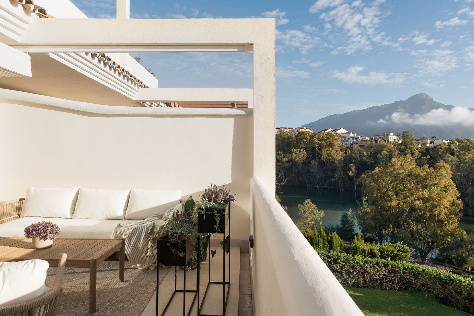 Reventa - Apartment -
Marbella - Nueva Andalucía