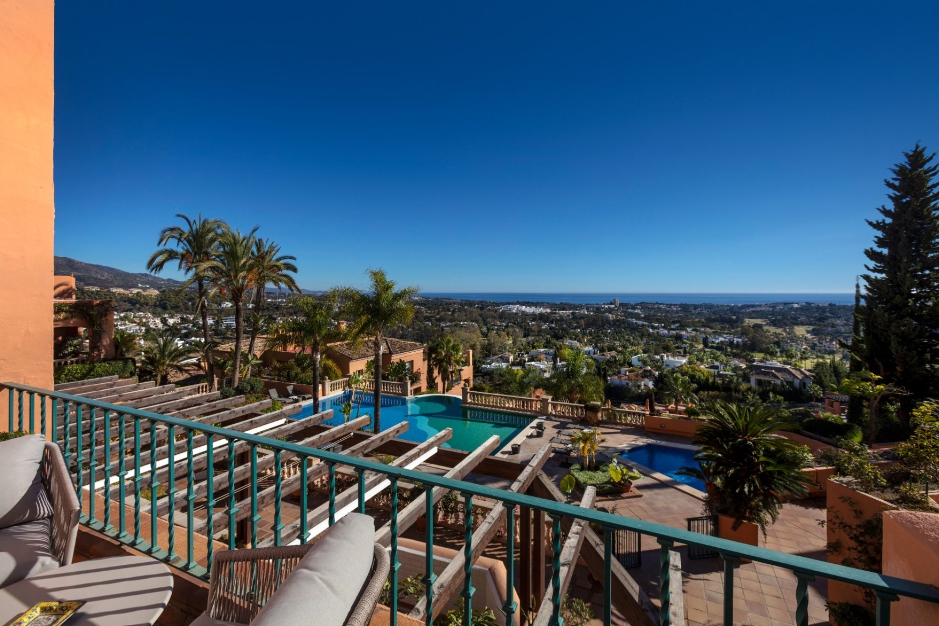 Reventa - Apartment -
Marbella - Nueva Andalucía