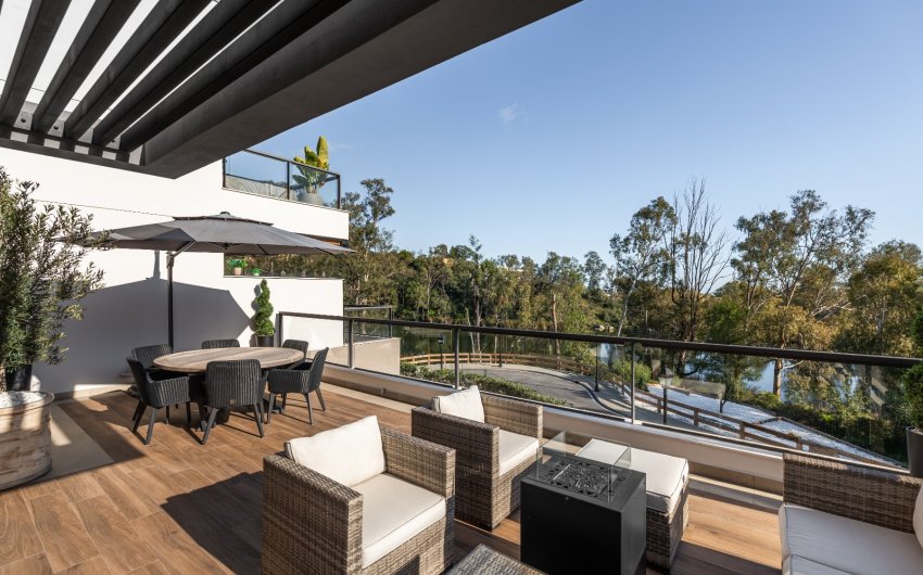 Reventa - Apartment -
Marbella - Nueva Andalucía