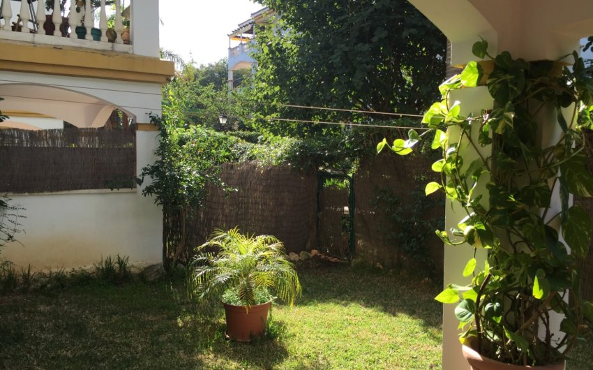 Reventa - Apartment -
Marbella - Nueva Andalucía