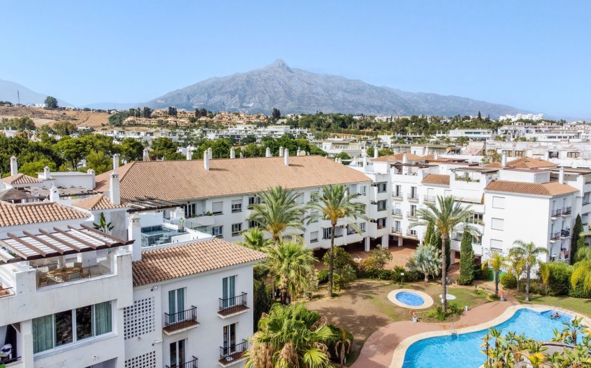 Reventa - Apartment -
Marbella - Nueva Andalucía