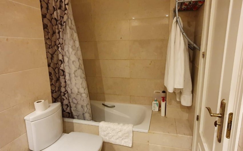 Reventa - Apartment -
Marbella - Nueva Andalucía