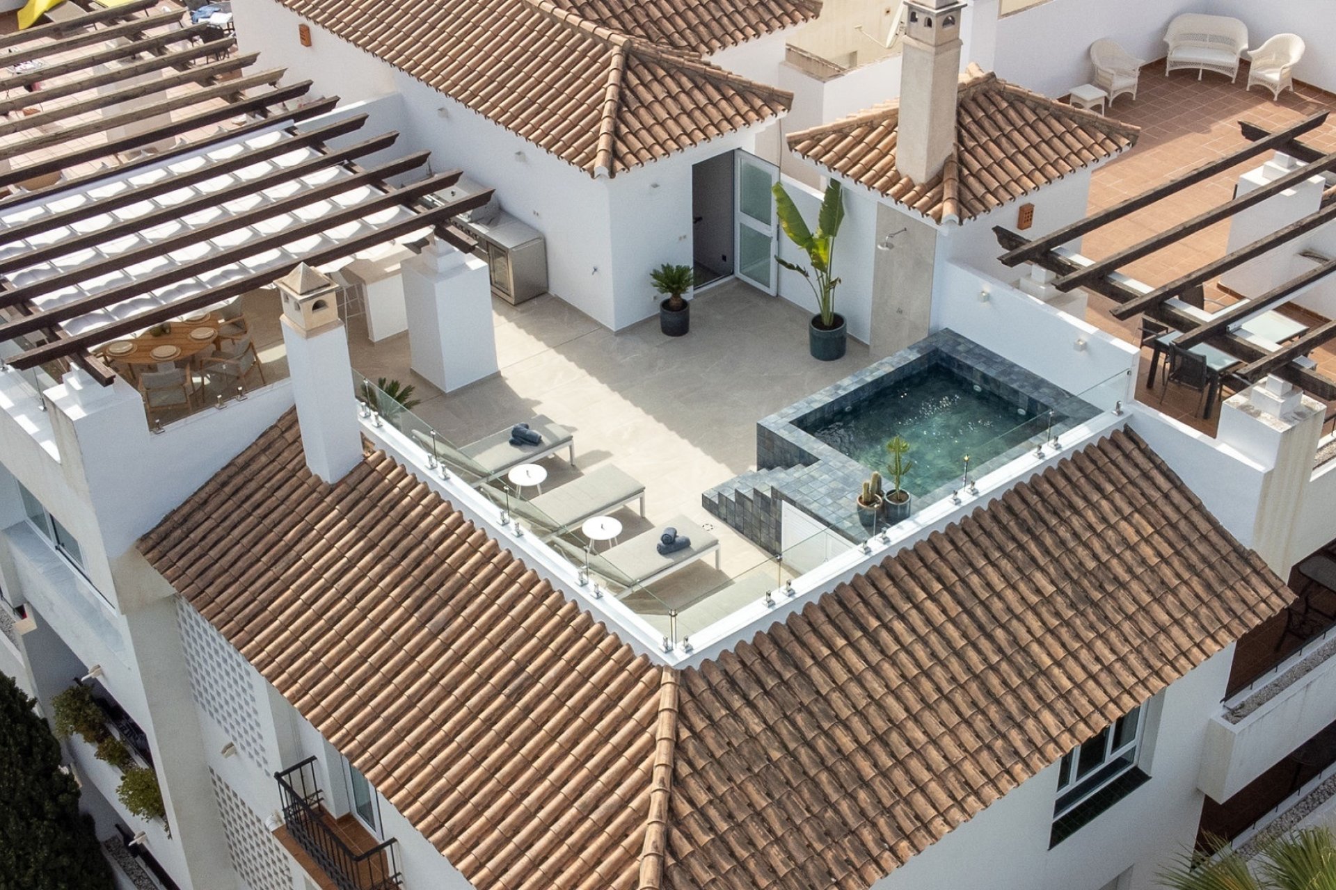 Reventa - Apartment -
Marbella - Nueva Andalucía