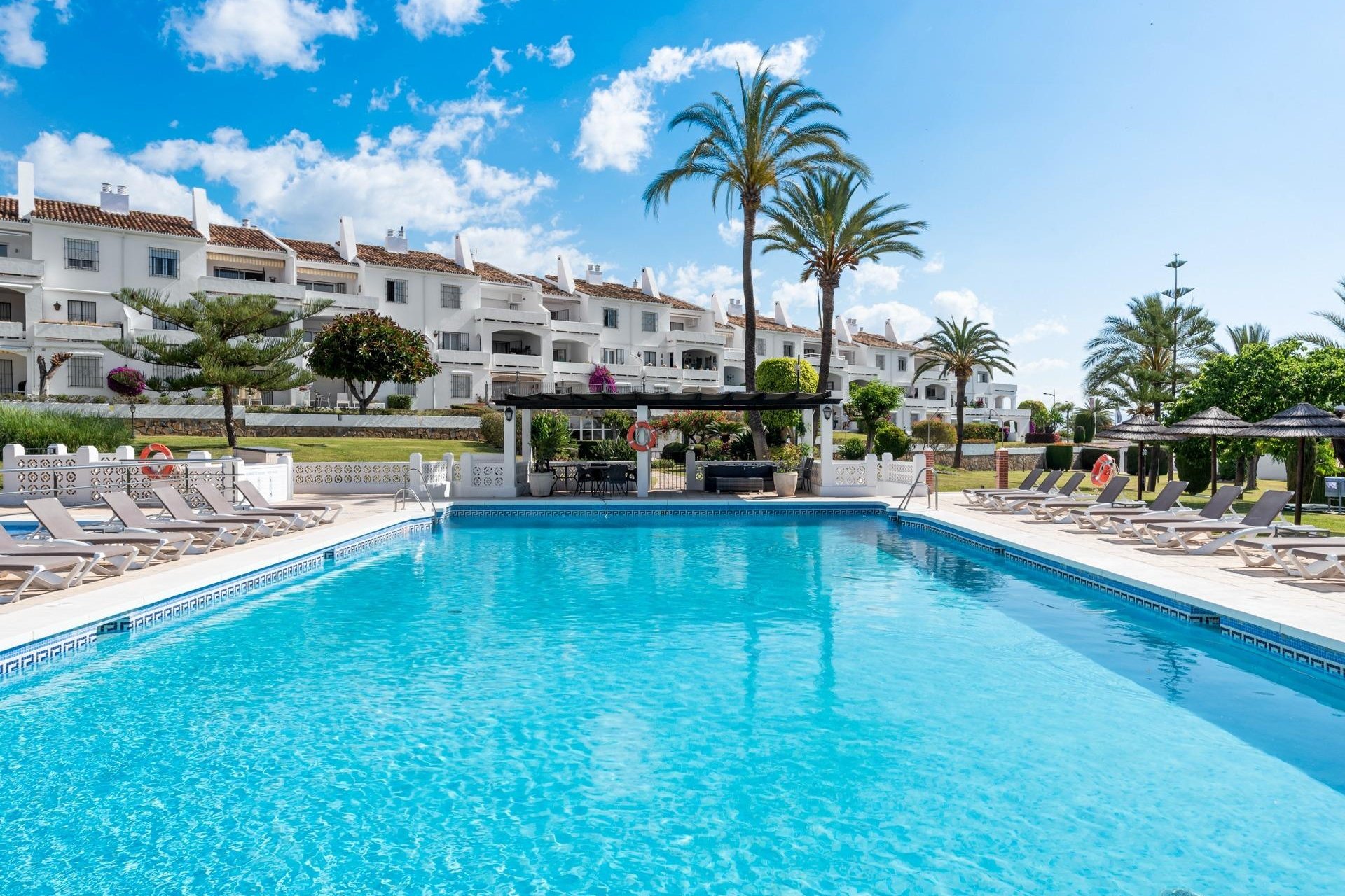 Reventa - Apartment -
Marbella - Nueva Andalucia