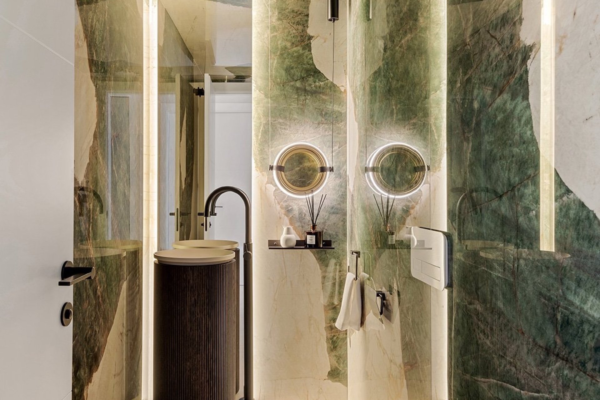 Reventa - Apartment -
Marbella