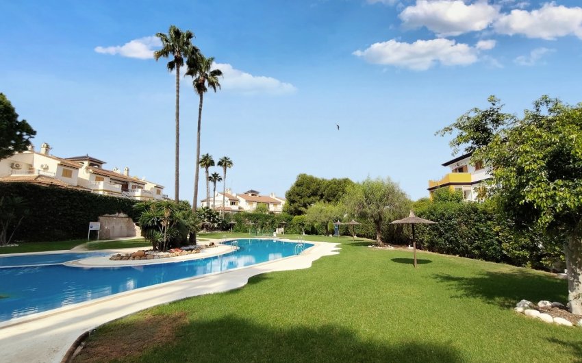 Reventa - Apartment -
Mil Palmeras - Costa Blanca