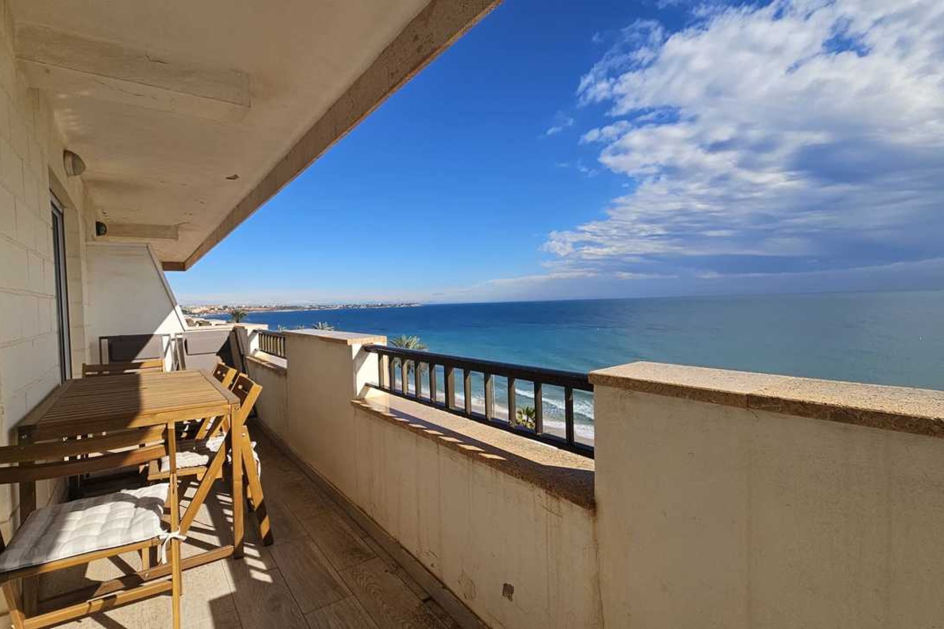 Reventa - Apartment -
Mil Palmeras - Costa Blanca