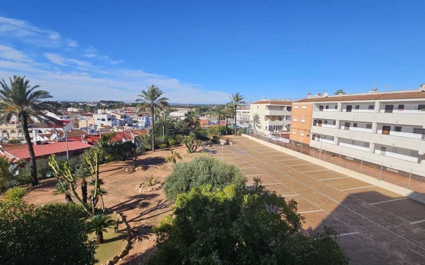 Reventa - Apartment -
Mil Palmeras - Costa Blanca