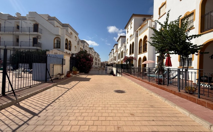 Reventa - Apartment -
Orihuela - Costa Blanca Sur