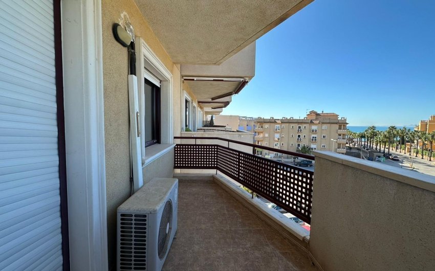 Reventa - Apartment -
Orihuela Costa - Campoamor